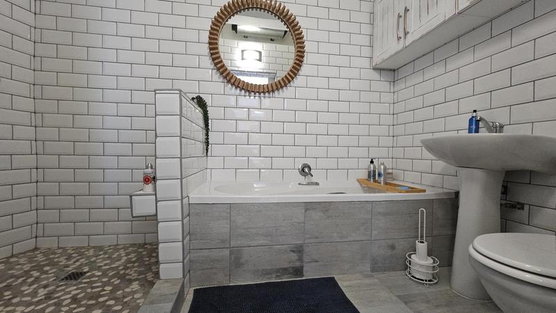 2 Bedroom Property for Sale in Dwarskersbos Western Cape